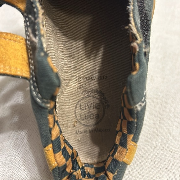 Livie & Luca toddler boys size 12 shoes - Picture 2 of 7